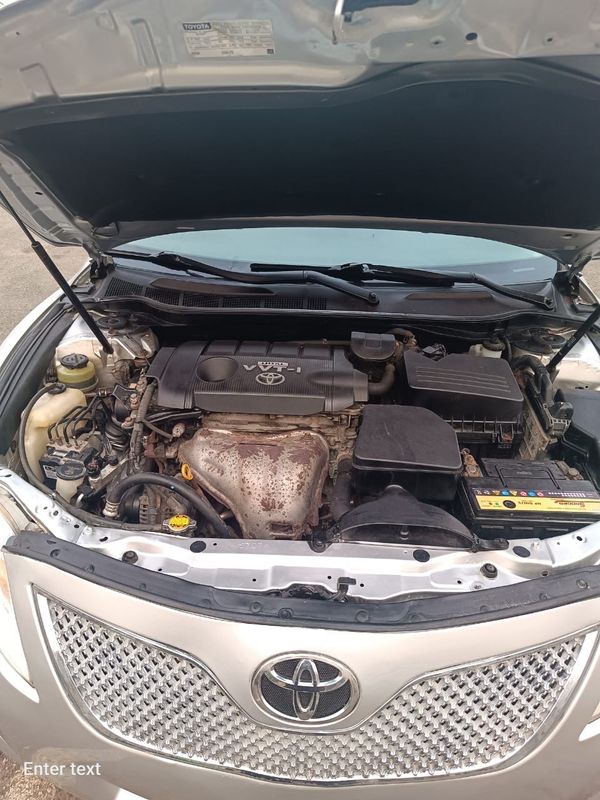 Thumbnail 2 of 2010 Toyota Camry XLE